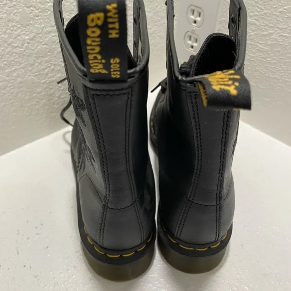 Dr. Martens Black 8-Eye Lace-Up Boots with Subtle Floral Embroidery - Picture 6 of 8